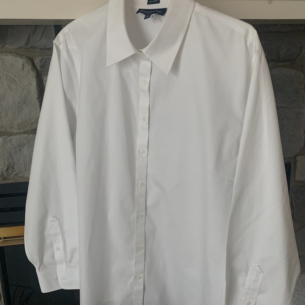 Jones New York Signature White Button Down Non-Iron